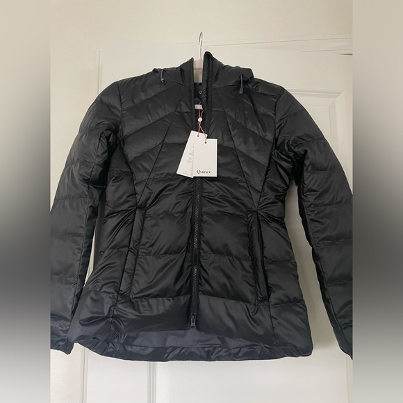 Lightweight Down Packable Puffer Hooded Jacket - Picture 2 of 6
